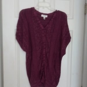 💜Womens wine colored short sleeve sweater.